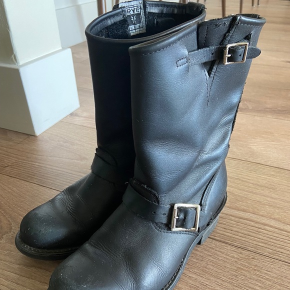 Frye Veronica Short Boots Black - Picture 1 of 4